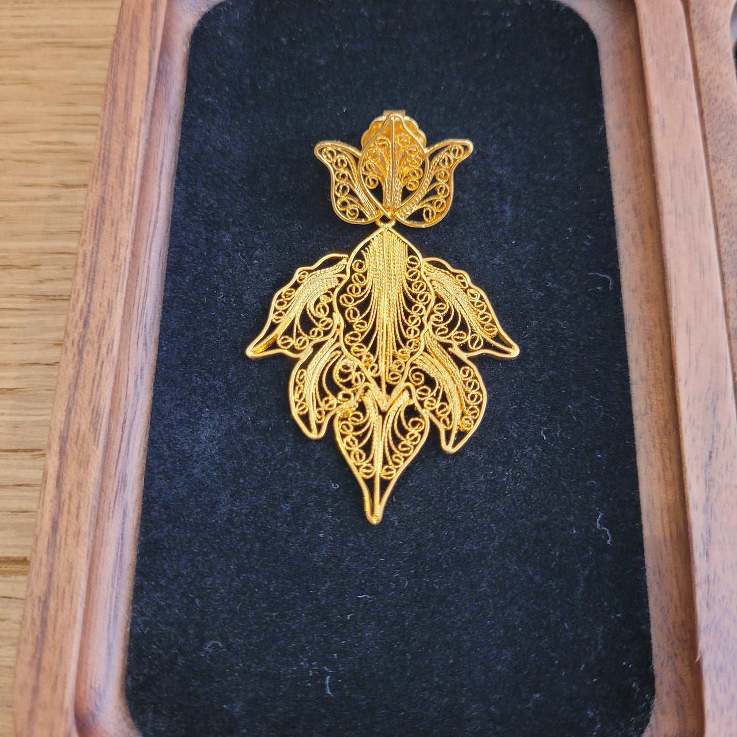 ARETES HOJA FILIGRANA